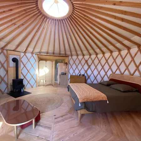 La Yourte Contemporaine De M